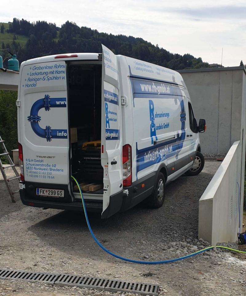 Einsatzfahrzeug R&H Gmbh Einsatzfahrzeug R&H Gmbh